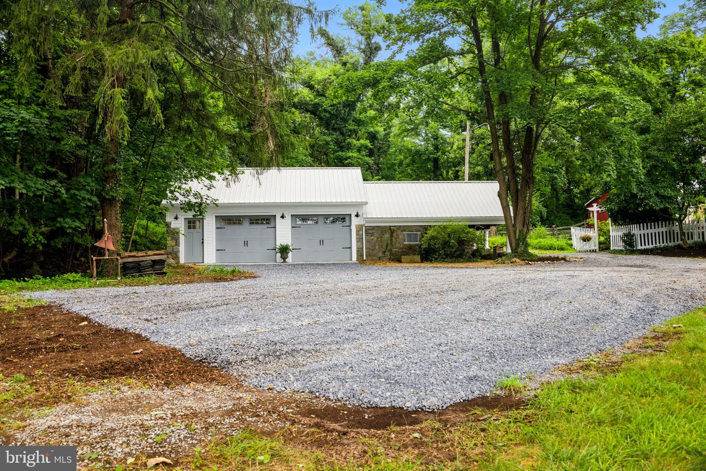 731 APPLE PIE RIDGE RD, WINCHESTER, Virginia 22603, 4 Bedrooms Bedrooms, ,3 BathroomsBathrooms,Residential,For sale,731 APPLE PIE RIDGE RD,VAFV2036248 MLS # VAFV2036248