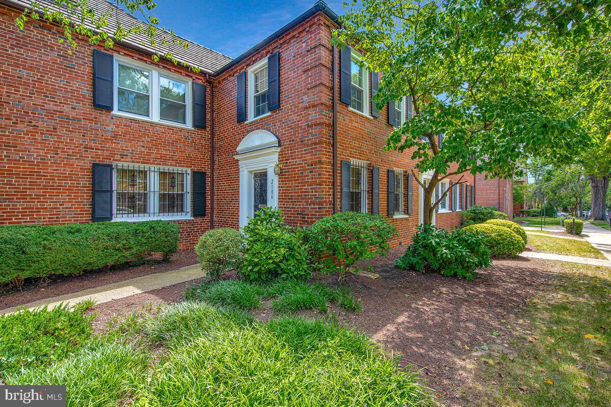 2106 SUITLAND TER SE, WASHINGTON, District Of Columbia 20020, 2 Bedrooms Bedrooms, ,1 BathroomBathrooms,Residential,For sale,2106 SUITLAND TER SE,DCDC2215846 MLS # DCDC2215846