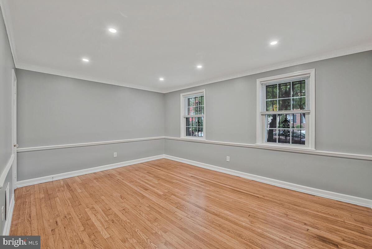 2106 SUITLAND TER SE, WASHINGTON, District Of Columbia 20020, 2 Bedrooms Bedrooms, ,1 BathroomBathrooms,Residential,For sale,2106 SUITLAND TER SE,DCDC2215846 MLS # DCDC2215846 2106 SUITLAND TER SE, WASHINGTON, District Of Columbia 20020, 2 Bedrooms Bedrooms, ,1 BathroomBathrooms,Residential,For sale,2106 SUITLAND TER SE,DCDC2215846 MLS # DCDC2215846