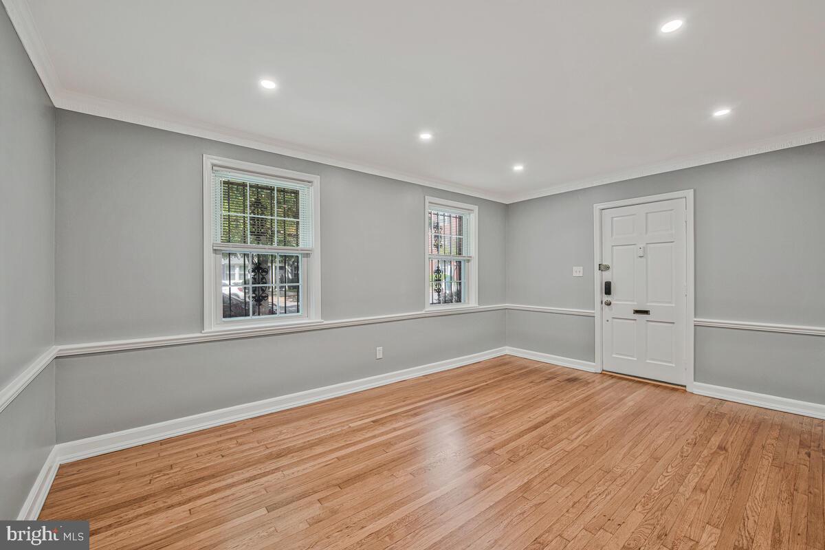 2106 SUITLAND TER SE, WASHINGTON, District Of Columbia 20020, 2 Bedrooms Bedrooms, ,1 BathroomBathrooms,Residential,For sale,2106 SUITLAND TER SE,DCDC2215846 MLS # DCDC2215846 2106 SUITLAND TER SE, WASHINGTON, District Of Columbia 20020, 2 Bedrooms Bedrooms, ,1 BathroomBathrooms,Residential,For sale,2106 SUITLAND TER SE,DCDC2215846 MLS # DCDC2215846