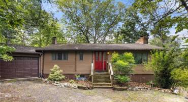 210 SPRUCE RD, FRONT ROYAL, Virginia 22630, 2 Bedrooms Bedrooms, ,2 BathroomsBathrooms,Residential,For sale,210 SPRUCE RD,VAWR2012020 MLS # VAWR2012020