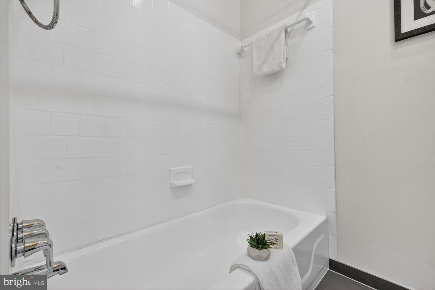 2119 N ST NW #6, WASHINGTON, District Of Columbia 20037, 1 Bedroom Bedrooms, ,1 BathroomBathrooms,Residential,For sale,2119 N ST NW #6,DCDC2215854 MLS # DCDC2215854 2119 N ST NW #6, WASHINGTON, District Of Columbia 20037, 1 Bedroom Bedrooms, ,1 BathroomBathrooms,Residential,For sale,2119 N ST NW #6,DCDC2215854 MLS # DCDC2215854
