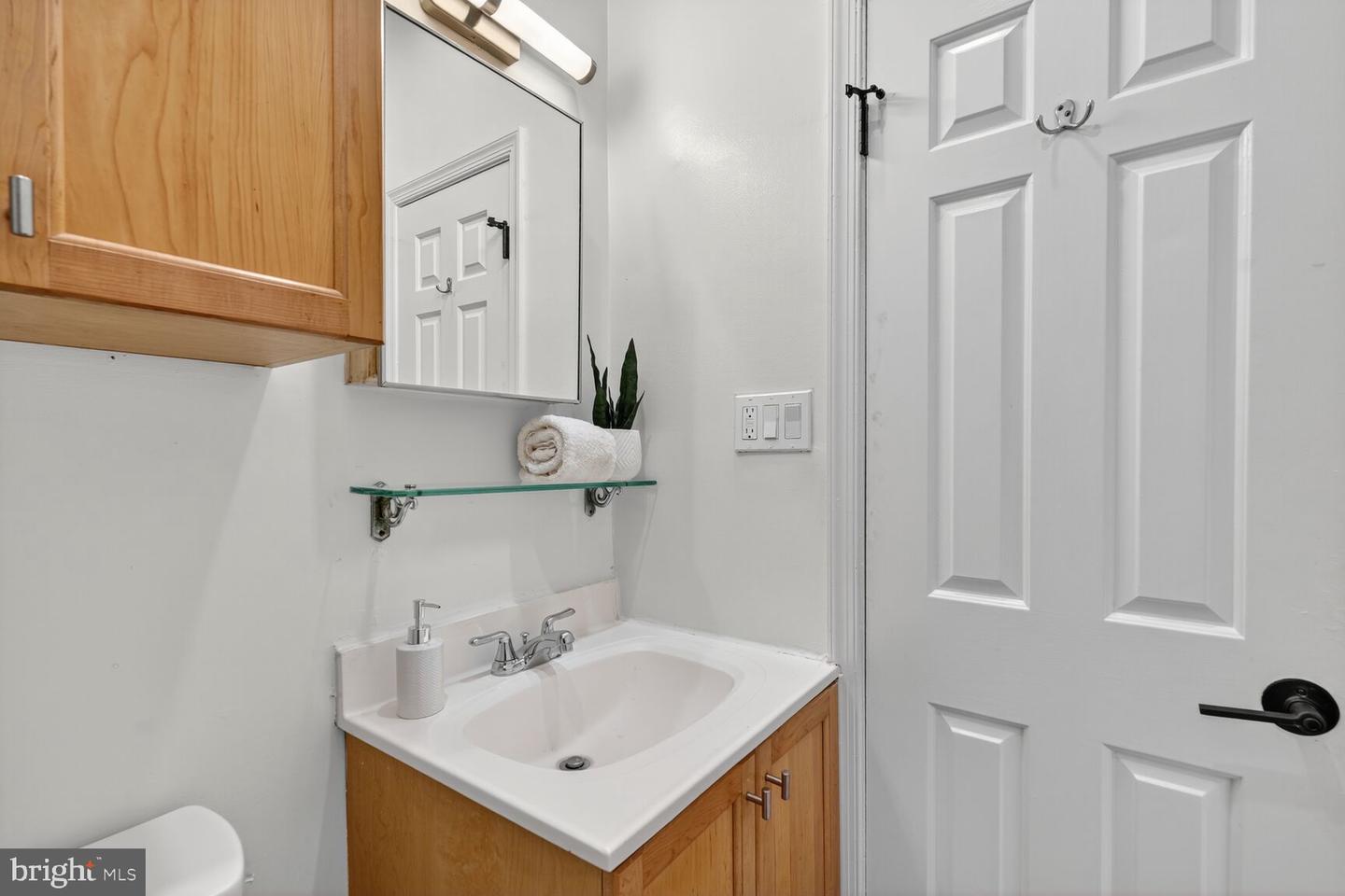 2119 N ST NW #6, WASHINGTON, District Of Columbia 20037, 1 Bedroom Bedrooms, ,1 BathroomBathrooms,Residential,For sale,2119 N ST NW #6,DCDC2215854 MLS # DCDC2215854 2119 N ST NW #6, WASHINGTON, District Of Columbia 20037, 1 Bedroom Bedrooms, ,1 BathroomBathrooms,Residential,For sale,2119 N ST NW #6,DCDC2215854 MLS # DCDC2215854