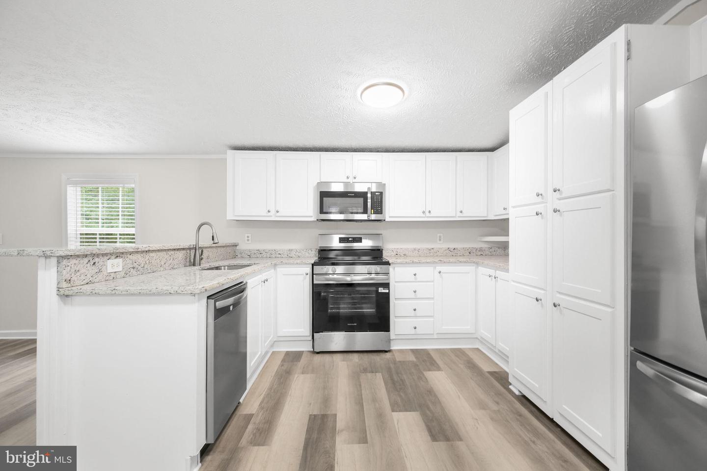 11407 RAILROAD LN, LOCUST GROVE, Virginia 22508, 2 Bedrooms Bedrooms, 6 Rooms Rooms,2 BathroomsBathrooms,Residential,For sale,11407 RAILROAD LN,VASP2035592 MLS # VASP2035592
