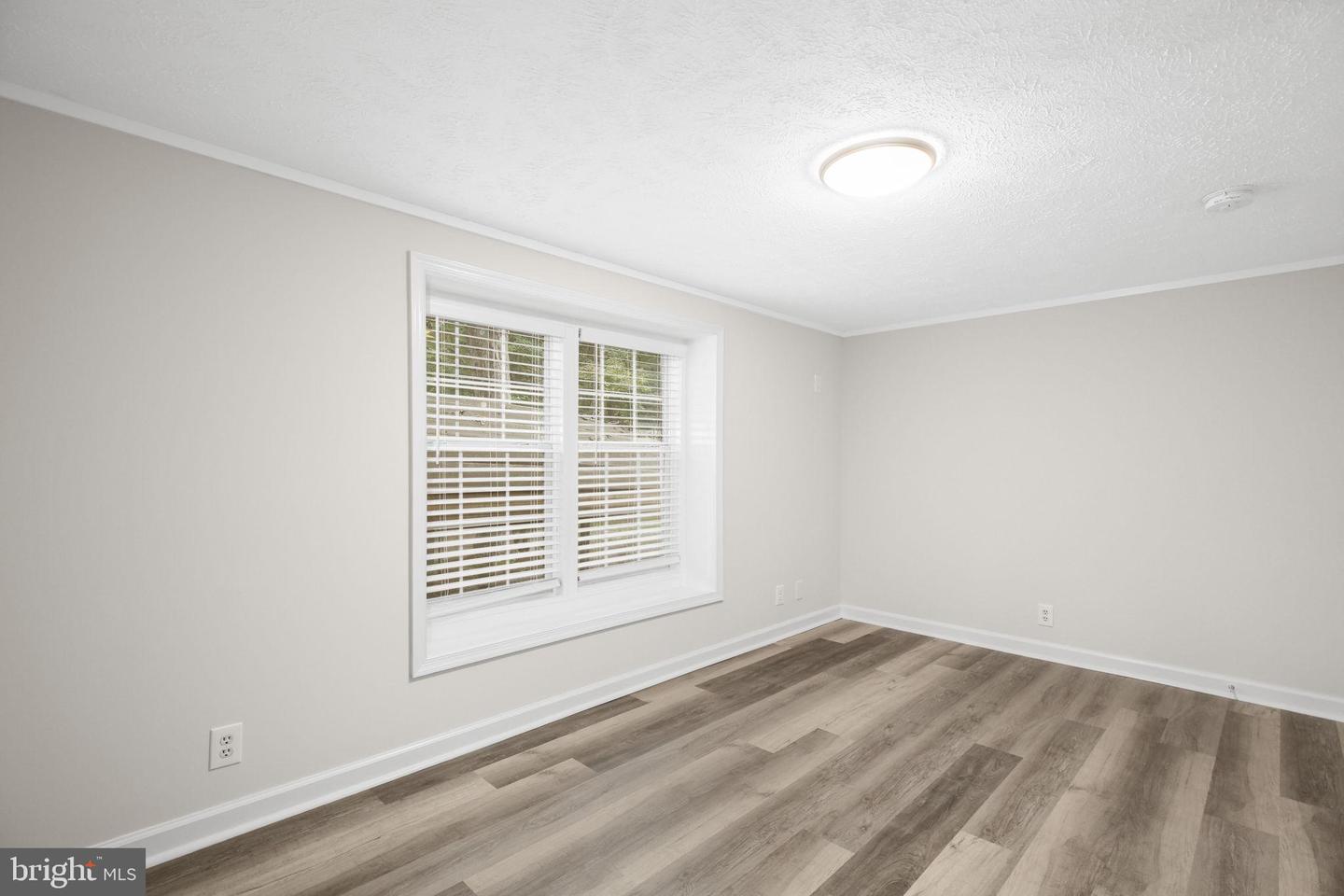 11407 RAILROAD LN, LOCUST GROVE, Virginia 22508, 2 Bedrooms Bedrooms, 6 Rooms Rooms,2 BathroomsBathrooms,Residential,For sale,11407 RAILROAD LN,VASP2035592 MLS # VASP2035592
