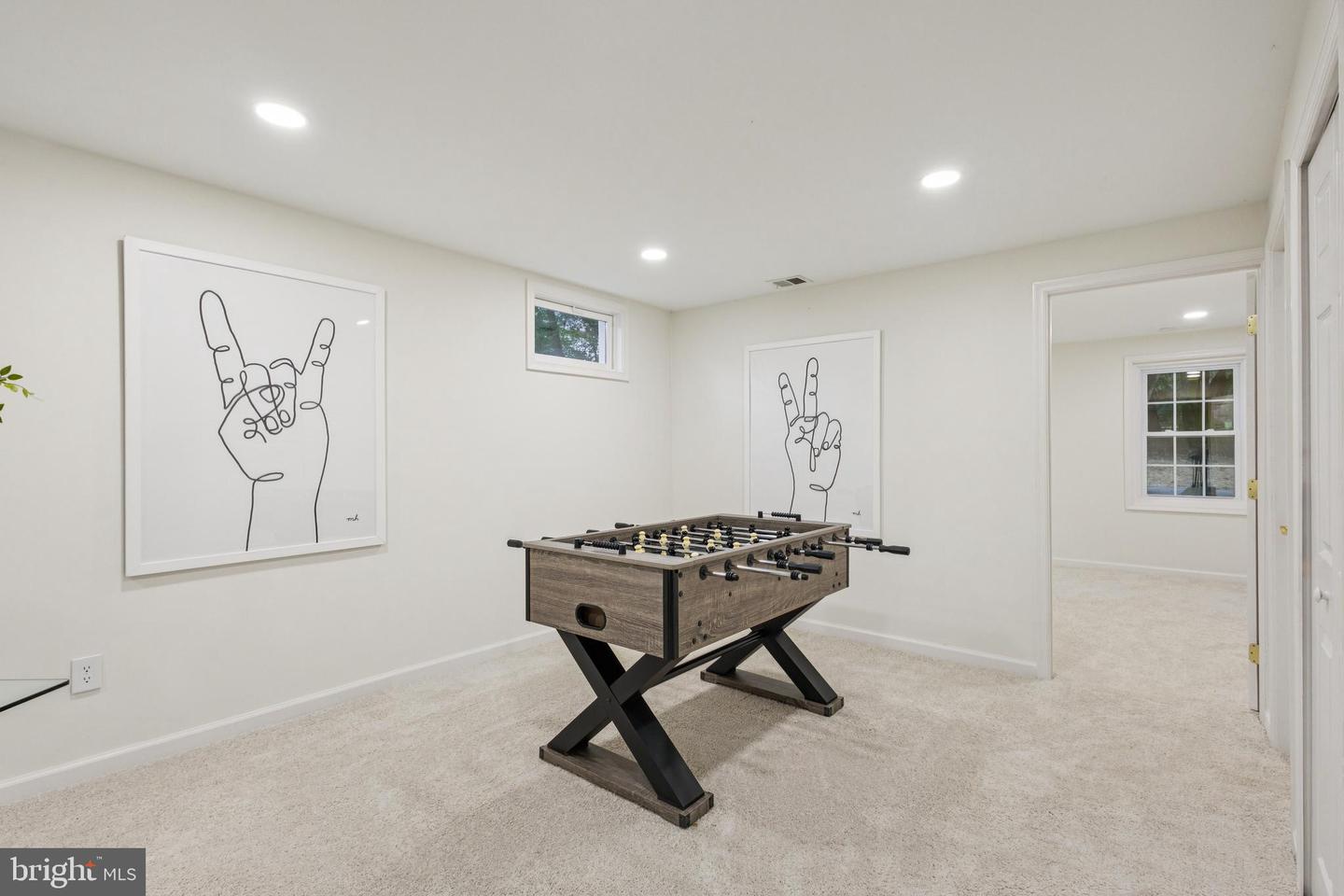 3124 MILLER HEIGHTS RD, OAKTON, Virginia 22124, 4 Bedrooms Bedrooms, ,2 BathroomsBathrooms,Residential,For sale,3124 MILLER HEIGHTS RD,VAFX2262236 MLS # VAFX2262236