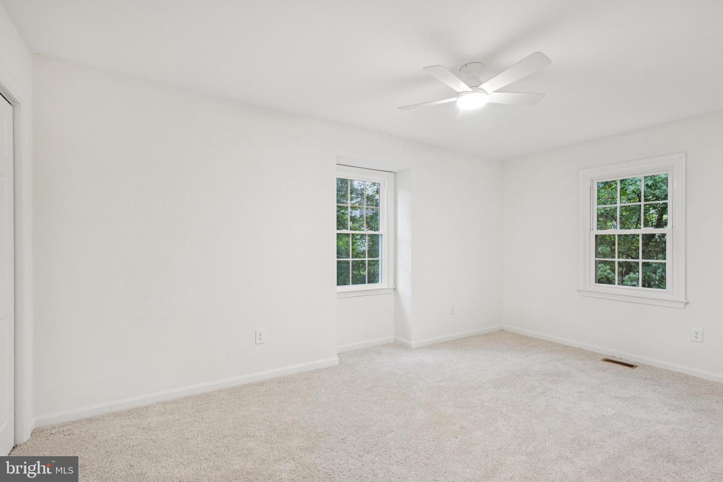 3124 MILLER HEIGHTS RD, OAKTON, Virginia 22124, 4 Bedrooms Bedrooms, ,2 BathroomsBathrooms,Residential,For sale,3124 MILLER HEIGHTS RD,VAFX2262236 MLS # VAFX2262236