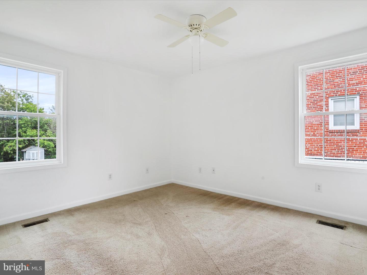 2784 STRASBURG RD, FRONT ROYAL, Virginia 22630, 3 Bedrooms Bedrooms, ,1 BathroomBathrooms,Residential,For sale,2784 STRASBURG RD,VAWR2012028 MLS # VAWR2012028