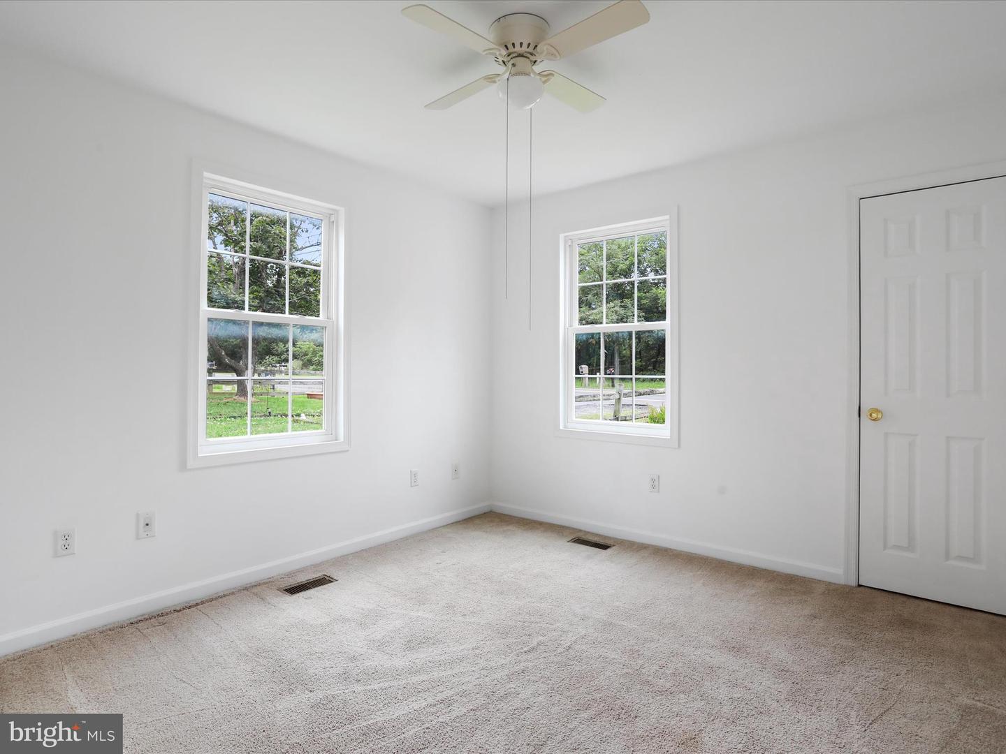 2784 STRASBURG RD, FRONT ROYAL, Virginia 22630, 3 Bedrooms Bedrooms, ,1 BathroomBathrooms,Residential,For sale,2784 STRASBURG RD,VAWR2012028 MLS # VAWR2012028