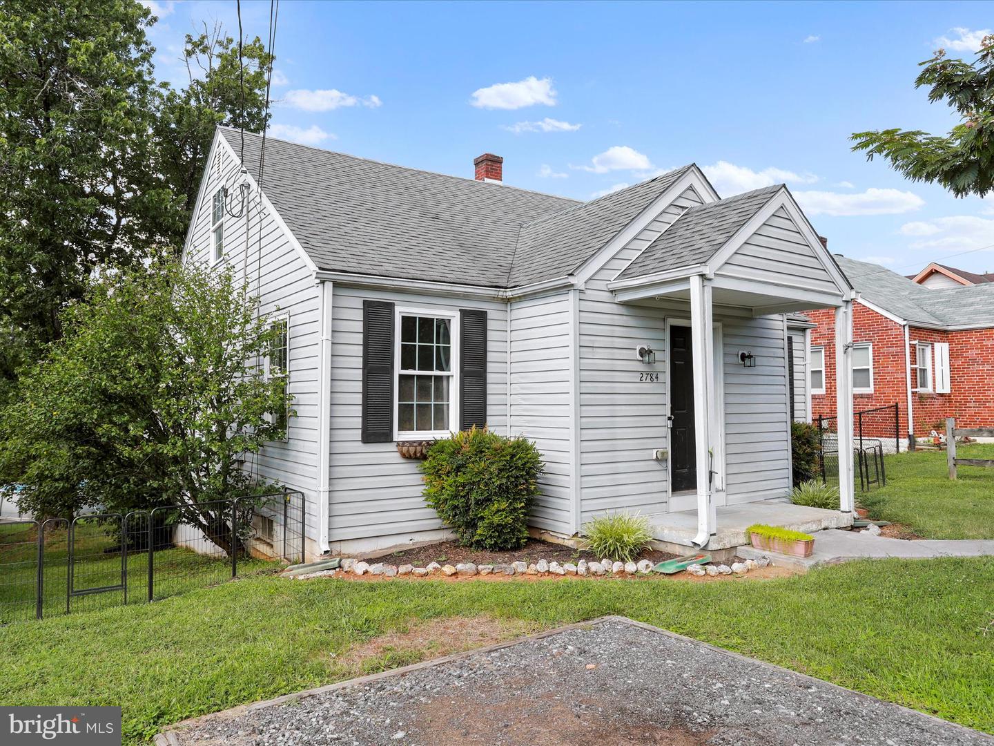 2784 STRASBURG RD, FRONT ROYAL, Virginia 22630, 3 Bedrooms Bedrooms, ,1 BathroomBathrooms,Residential,For sale,2784 STRASBURG RD,VAWR2012028 MLS # VAWR2012028
