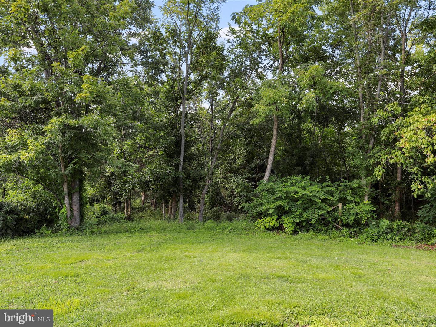 2784 STRASBURG RD, FRONT ROYAL, Virginia 22630, 3 Bedrooms Bedrooms, ,1 BathroomBathrooms,Residential,For sale,2784 STRASBURG RD,VAWR2012028 MLS # VAWR2012028