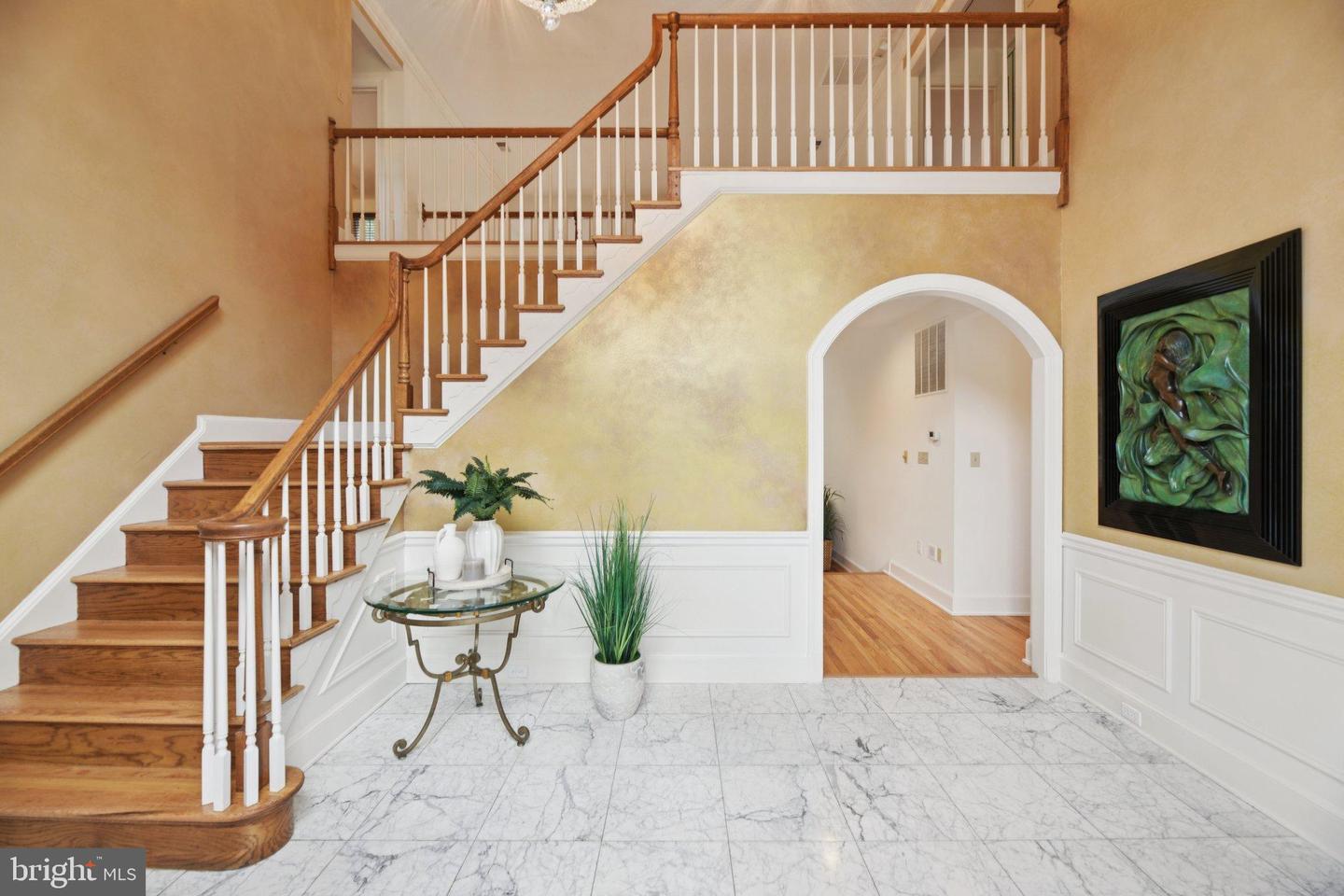 2716 SILKWOOD CT, OAKTON, Virginia 22124, 6 Bedrooms Bedrooms, 14 Rooms Rooms,6 BathroomsBathrooms,Residential,For sale,2716 SILKWOOD CT,VAFX2262282 MLS # VAFX2262282