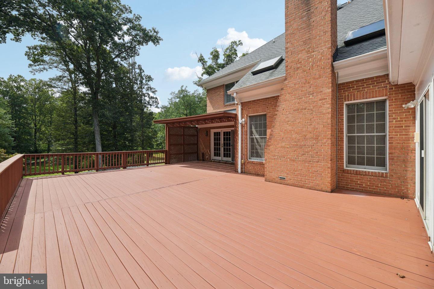 2716 SILKWOOD CT, OAKTON, Virginia 22124, 6 Bedrooms Bedrooms, 14 Rooms Rooms,6 BathroomsBathrooms,Residential,For sale,2716 SILKWOOD CT,VAFX2262282 MLS # VAFX2262282