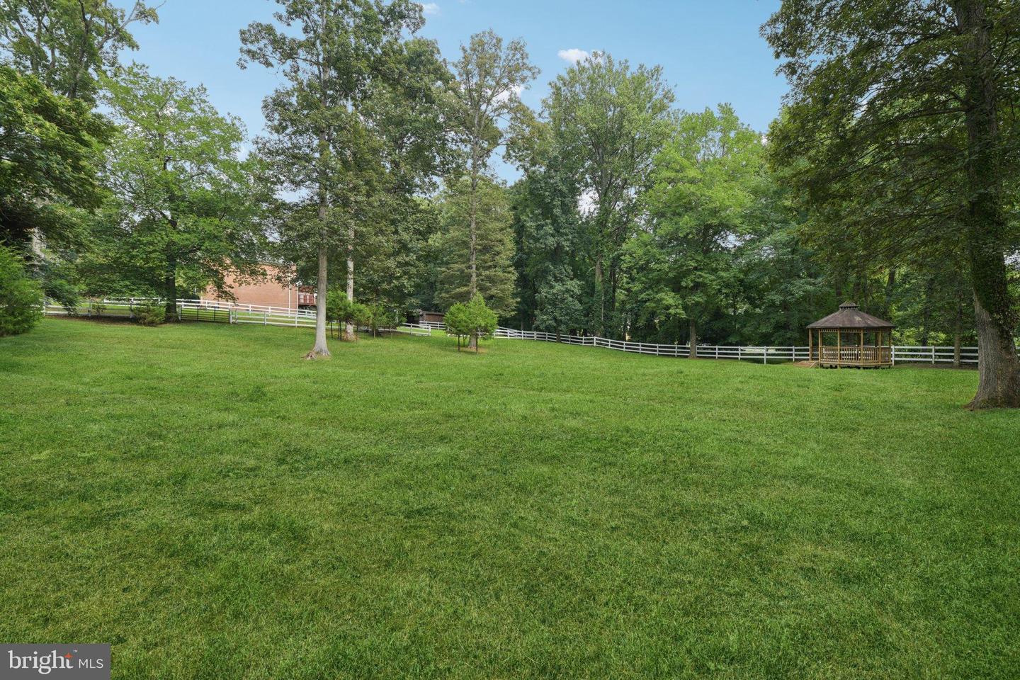 2716 SILKWOOD CT, OAKTON, Virginia 22124, 6 Bedrooms Bedrooms, 14 Rooms Rooms,6 BathroomsBathrooms,Residential,For sale,2716 SILKWOOD CT,VAFX2262282 MLS # VAFX2262282