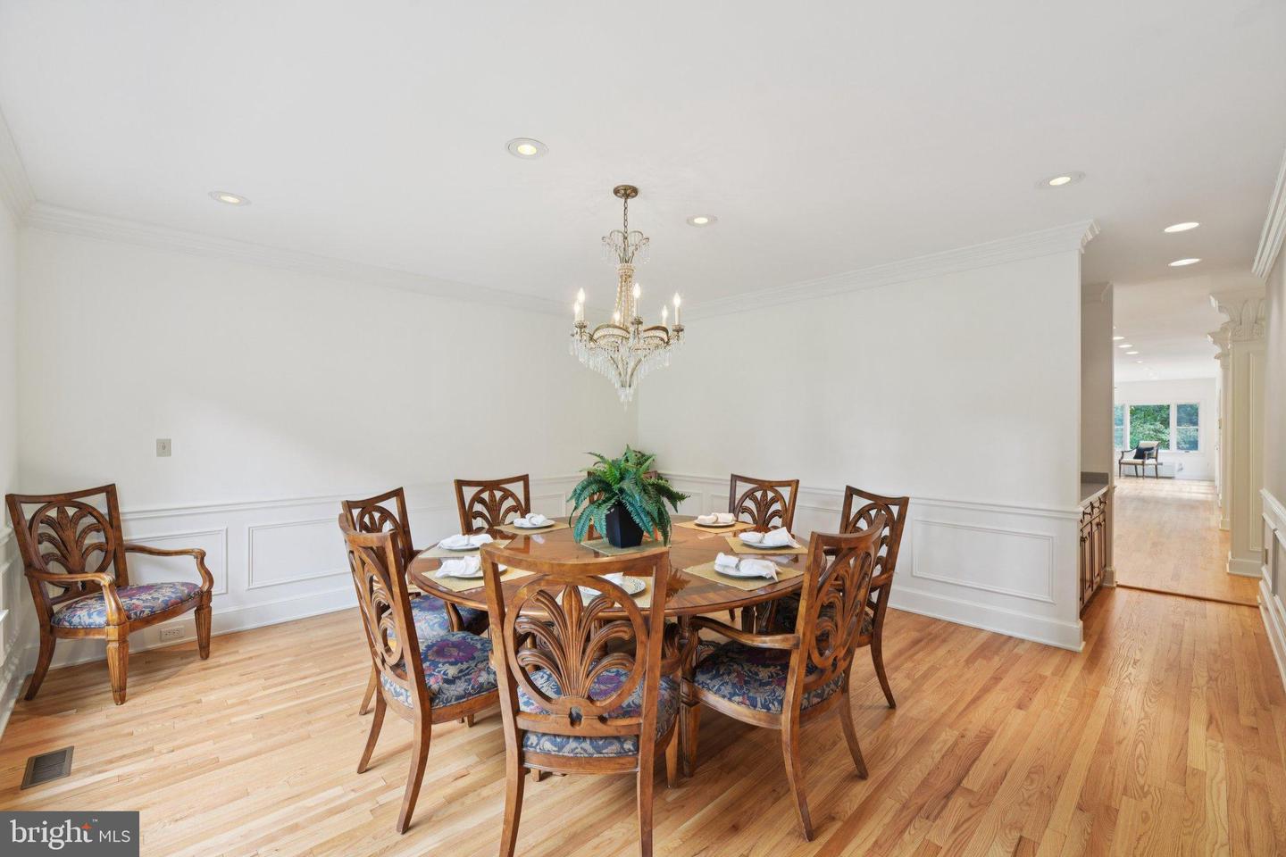 2716 SILKWOOD CT, OAKTON, Virginia 22124, 6 Bedrooms Bedrooms, 14 Rooms Rooms,6 BathroomsBathrooms,Residential,For sale,2716 SILKWOOD CT,VAFX2262282 MLS # VAFX2262282