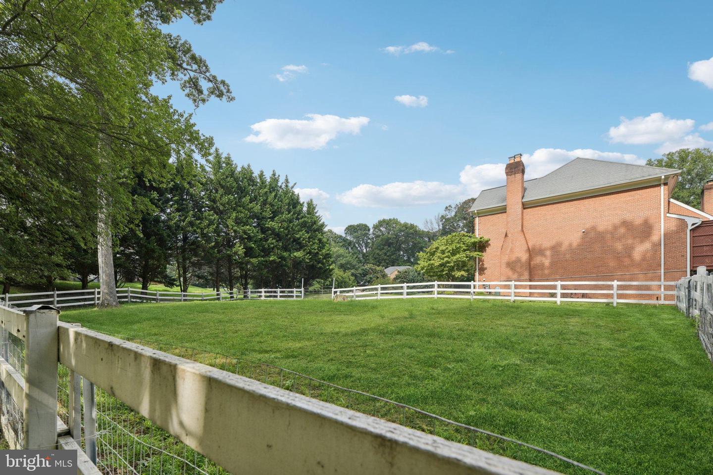 2716 SILKWOOD CT, OAKTON, Virginia 22124, 6 Bedrooms Bedrooms, 14 Rooms Rooms,6 BathroomsBathrooms,Residential,For sale,2716 SILKWOOD CT,VAFX2262282 MLS # VAFX2262282