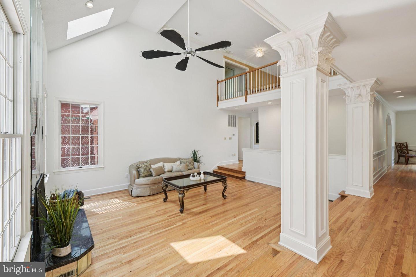 2716 SILKWOOD CT, OAKTON, Virginia 22124, 6 Bedrooms Bedrooms, 14 Rooms Rooms,6 BathroomsBathrooms,Residential,For sale,2716 SILKWOOD CT,VAFX2262282 MLS # VAFX2262282