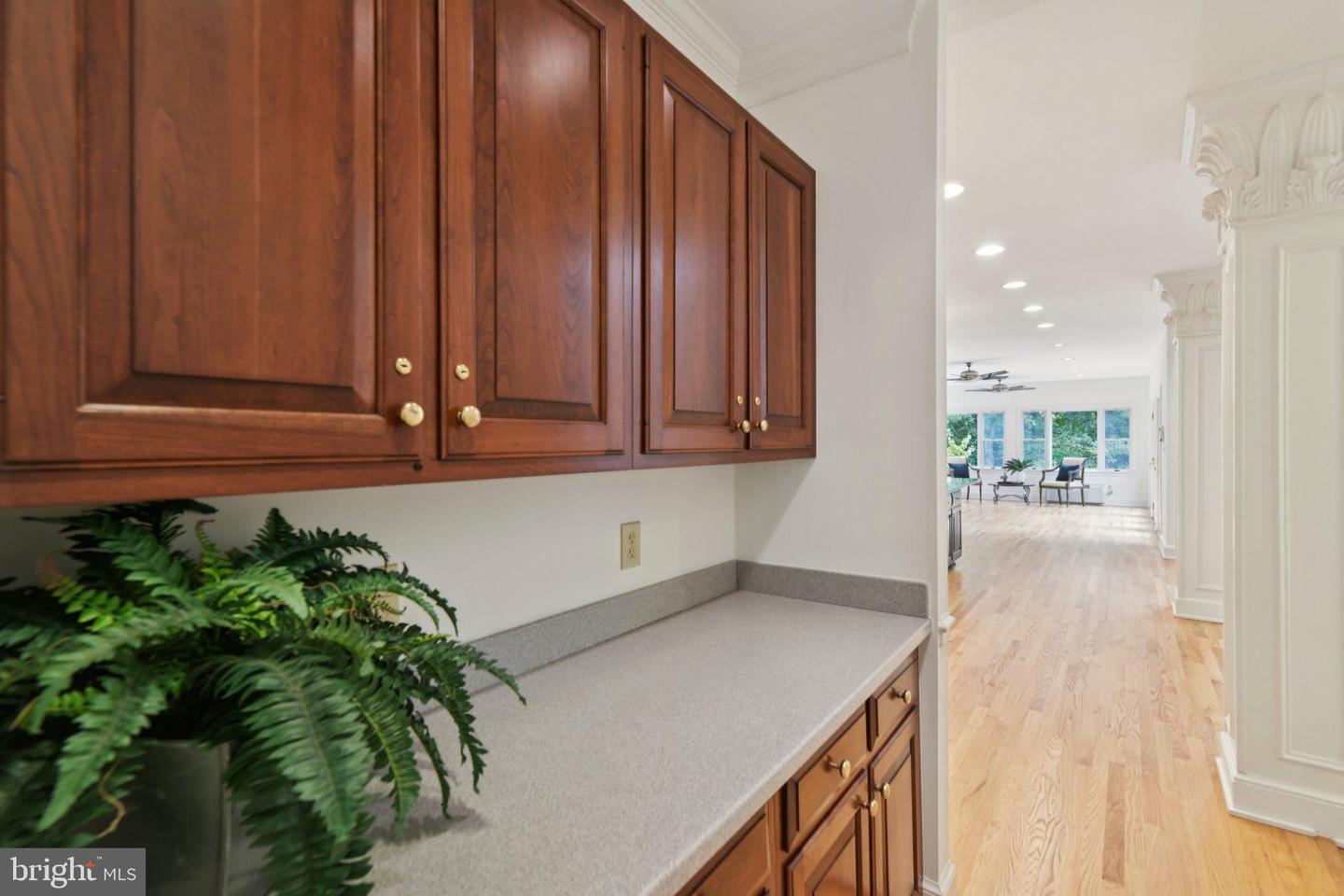 2716 SILKWOOD CT, OAKTON, Virginia 22124, 6 Bedrooms Bedrooms, 14 Rooms Rooms,6 BathroomsBathrooms,Residential,For sale,2716 SILKWOOD CT,VAFX2262282 MLS # VAFX2262282