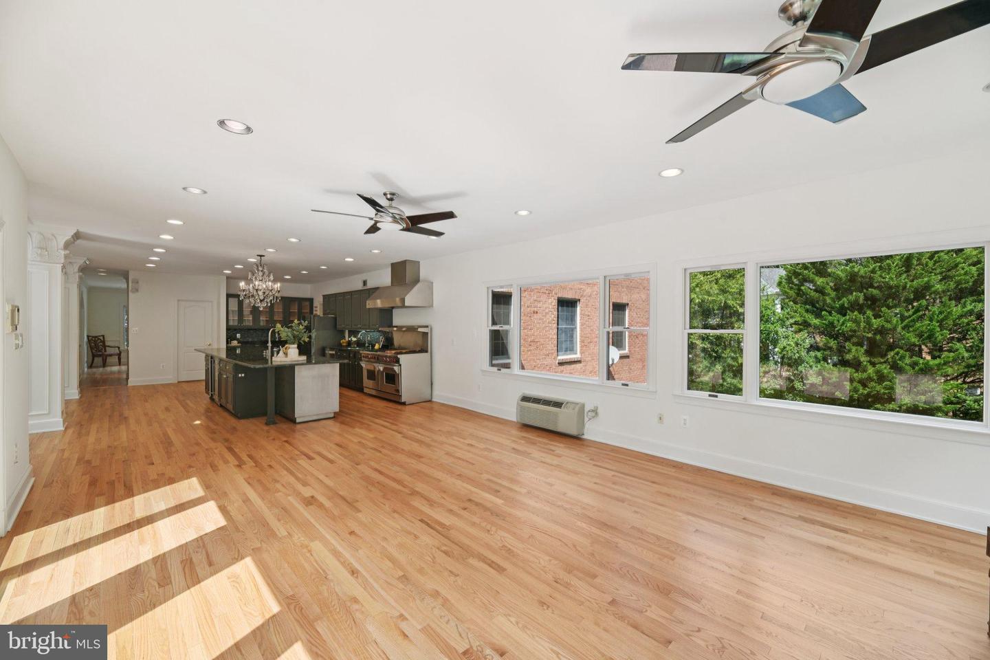 2716 SILKWOOD CT, OAKTON, Virginia 22124, 6 Bedrooms Bedrooms, 14 Rooms Rooms,6 BathroomsBathrooms,Residential,For sale,2716 SILKWOOD CT,VAFX2262282 MLS # VAFX2262282