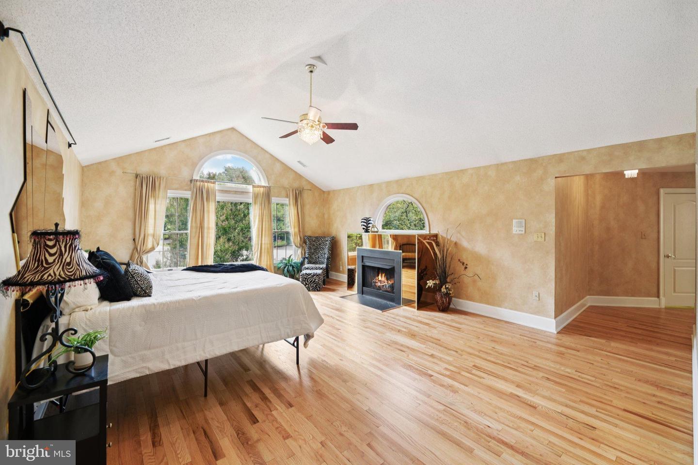 2716 SILKWOOD CT, OAKTON, Virginia 22124, 6 Bedrooms Bedrooms, 14 Rooms Rooms,6 BathroomsBathrooms,Residential,For sale,2716 SILKWOOD CT,VAFX2262282 MLS # VAFX2262282