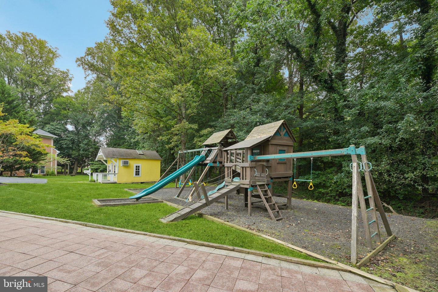 2716 SILKWOOD CT, OAKTON, Virginia 22124, 6 Bedrooms Bedrooms, 14 Rooms Rooms,6 BathroomsBathrooms,Residential,For sale,2716 SILKWOOD CT,VAFX2262282 MLS # VAFX2262282