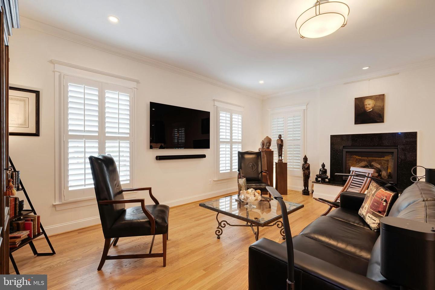 2807 1ST RD N, ARLINGTON, Virginia 22201, 5 Bedrooms Bedrooms, ,4 BathroomsBathrooms,Residential,For sale,2807 1ST RD N,VAAR2062482 MLS # VAAR2062482