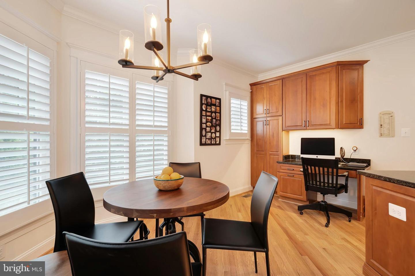 2807 1ST RD N, ARLINGTON, Virginia 22201, 5 Bedrooms Bedrooms, ,4 BathroomsBathrooms,Residential,For sale,2807 1ST RD N,VAAR2062482 MLS # VAAR2062482
