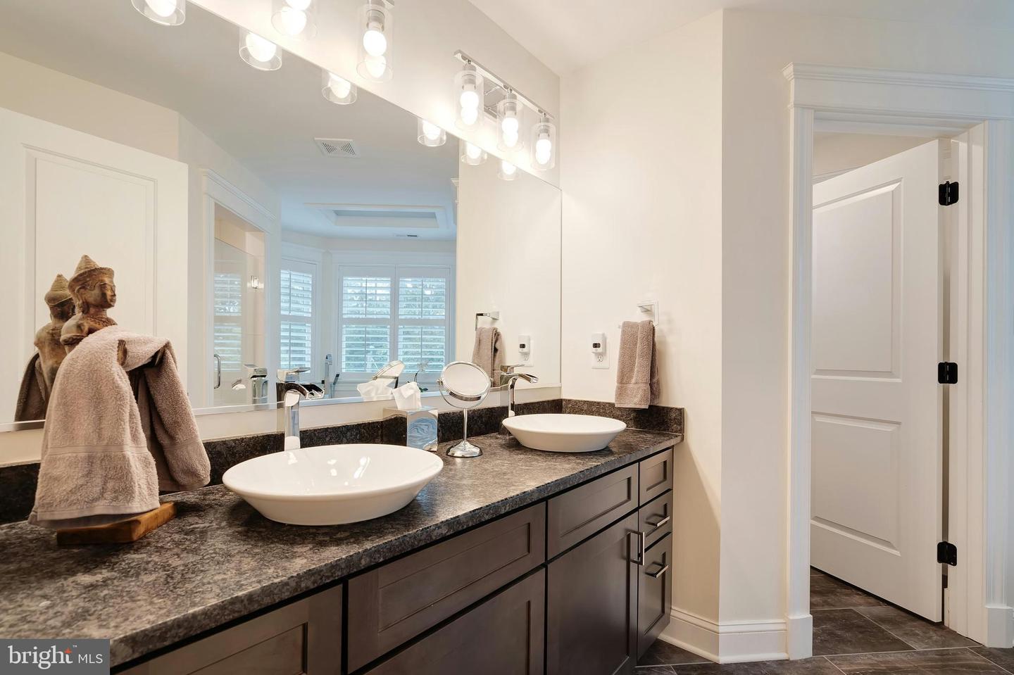 2807 1ST RD N, ARLINGTON, Virginia 22201, 5 Bedrooms Bedrooms, ,4 BathroomsBathrooms,Residential,For sale,2807 1ST RD N,VAAR2062482 MLS # VAAR2062482