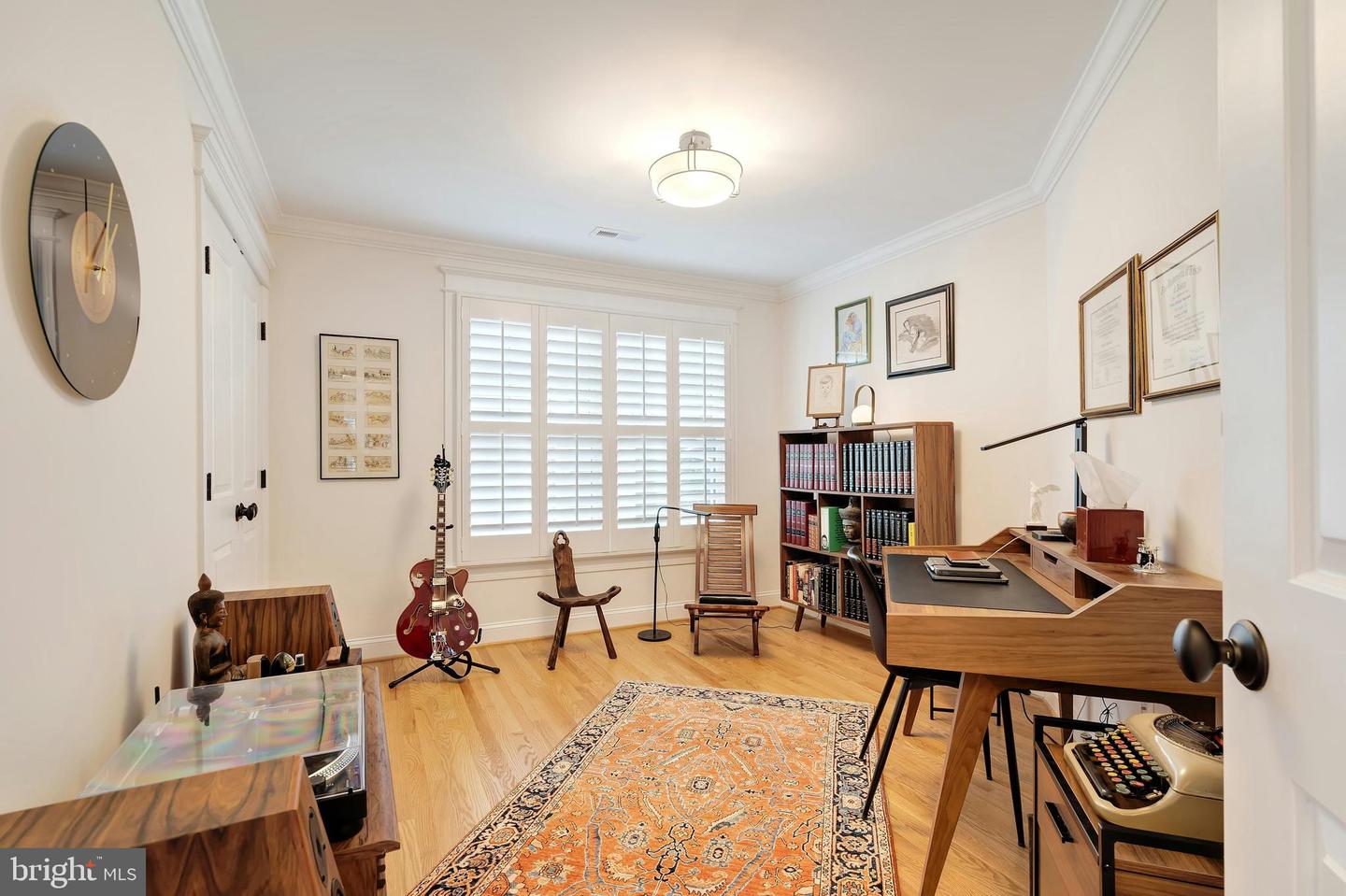 2807 1ST RD N, ARLINGTON, Virginia 22201, 5 Bedrooms Bedrooms, ,4 BathroomsBathrooms,Residential,For sale,2807 1ST RD N,VAAR2062482 MLS # VAAR2062482