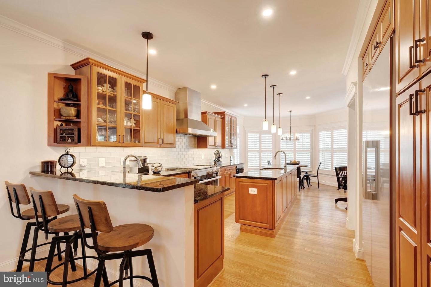2807 1ST RD N, ARLINGTON, Virginia 22201, 5 Bedrooms Bedrooms, ,4 BathroomsBathrooms,Residential,For sale,2807 1ST RD N,VAAR2062482 MLS # VAAR2062482