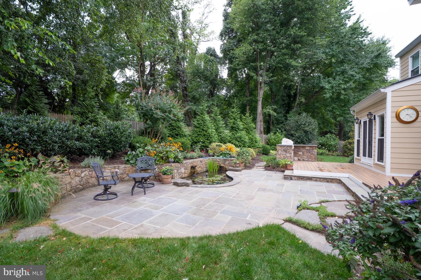 6301 HUNTING RIDGE LN, MCLEAN, Virginia 22101, 5 Bedrooms Bedrooms, ,4 BathroomsBathrooms,Residential,For sale,6301 HUNTING RIDGE LN,VAFX2262376 MLS # VAFX2262376