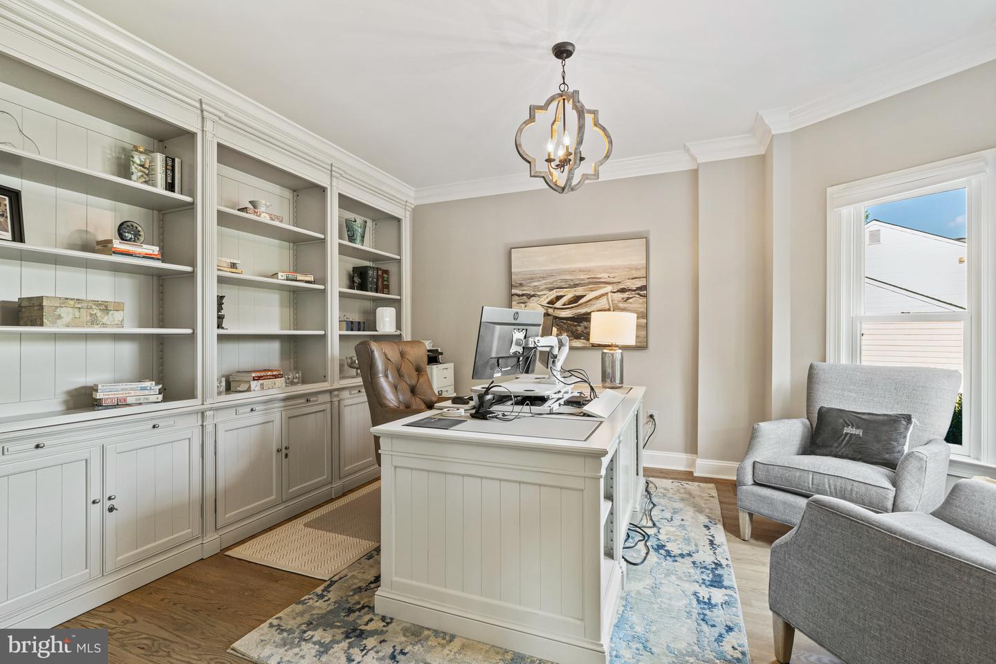 6301 HUNTING RIDGE LN, MCLEAN, Virginia 22101, 5 Bedrooms Bedrooms, ,4 BathroomsBathrooms,Residential,For sale,6301 HUNTING RIDGE LN,VAFX2262376 MLS # VAFX2262376