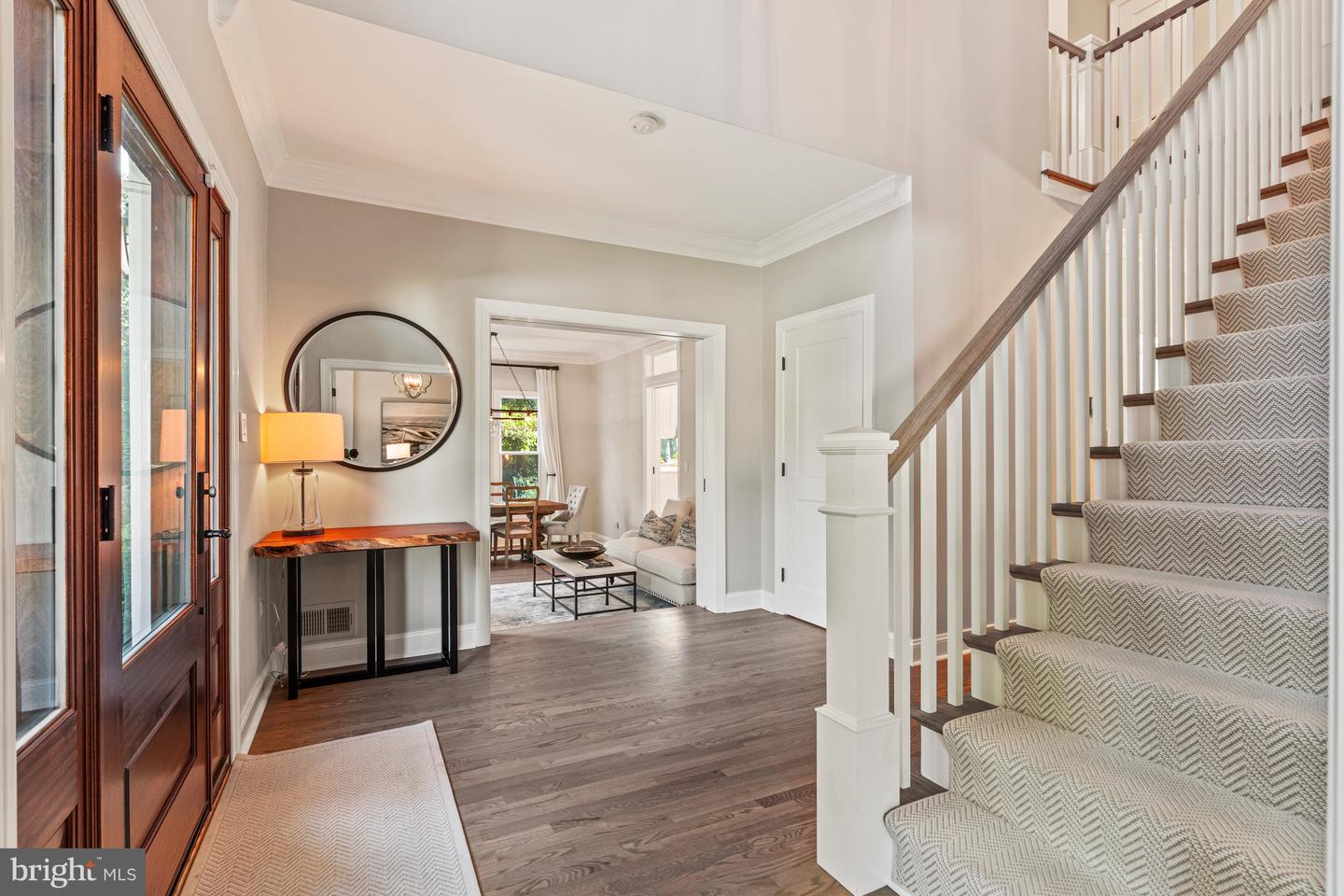 6301 HUNTING RIDGE LN, MCLEAN, Virginia 22101, 5 Bedrooms Bedrooms, ,4 BathroomsBathrooms,Residential,For sale,6301 HUNTING RIDGE LN,VAFX2262376 MLS # VAFX2262376