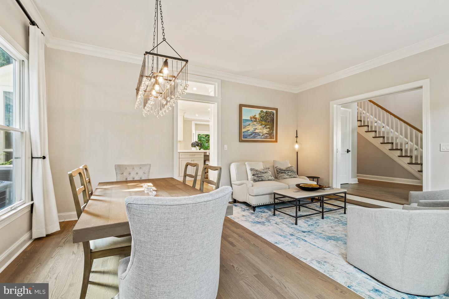 6301 HUNTING RIDGE LN, MCLEAN, Virginia 22101, 5 Bedrooms Bedrooms, ,4 BathroomsBathrooms,Residential,For sale,6301 HUNTING RIDGE LN,VAFX2262376 MLS # VAFX2262376