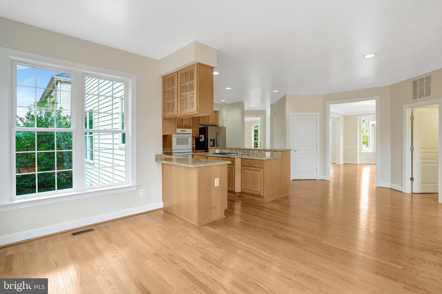 3803 BELL MANOR CT, FALLS CHURCH, Virginia 22041, 6 Bedrooms Bedrooms, 5 Rooms Rooms,4 BathroomsBathrooms,Residential,For sale,3803 BELL MANOR CT,VAFX2262404 MLS # VAFX2262404