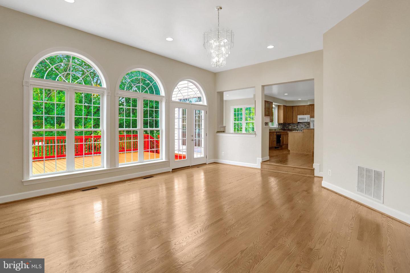 3803 BELL MANOR CT, FALLS CHURCH, Virginia 22041, 6 Bedrooms Bedrooms, 5 Rooms Rooms,4 BathroomsBathrooms,Residential,For sale,3803 BELL MANOR CT,VAFX2262404 MLS # VAFX2262404