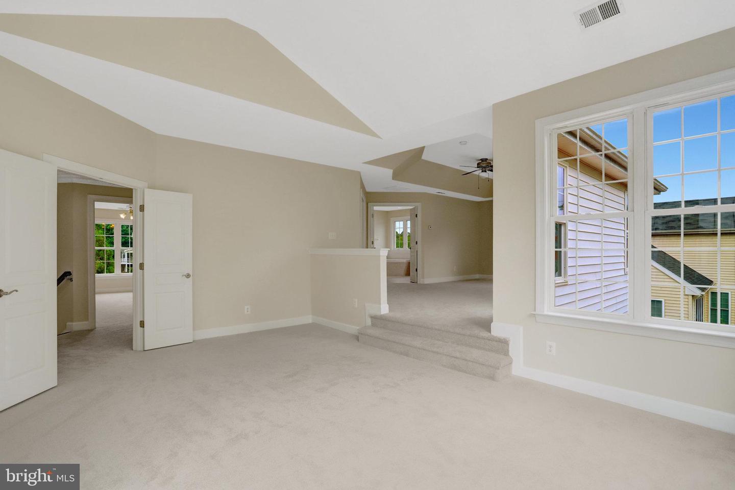3803 BELL MANOR CT, FALLS CHURCH, Virginia 22041, 6 Bedrooms Bedrooms, 5 Rooms Rooms,4 BathroomsBathrooms,Residential,For sale,3803 BELL MANOR CT,VAFX2262404 MLS # VAFX2262404