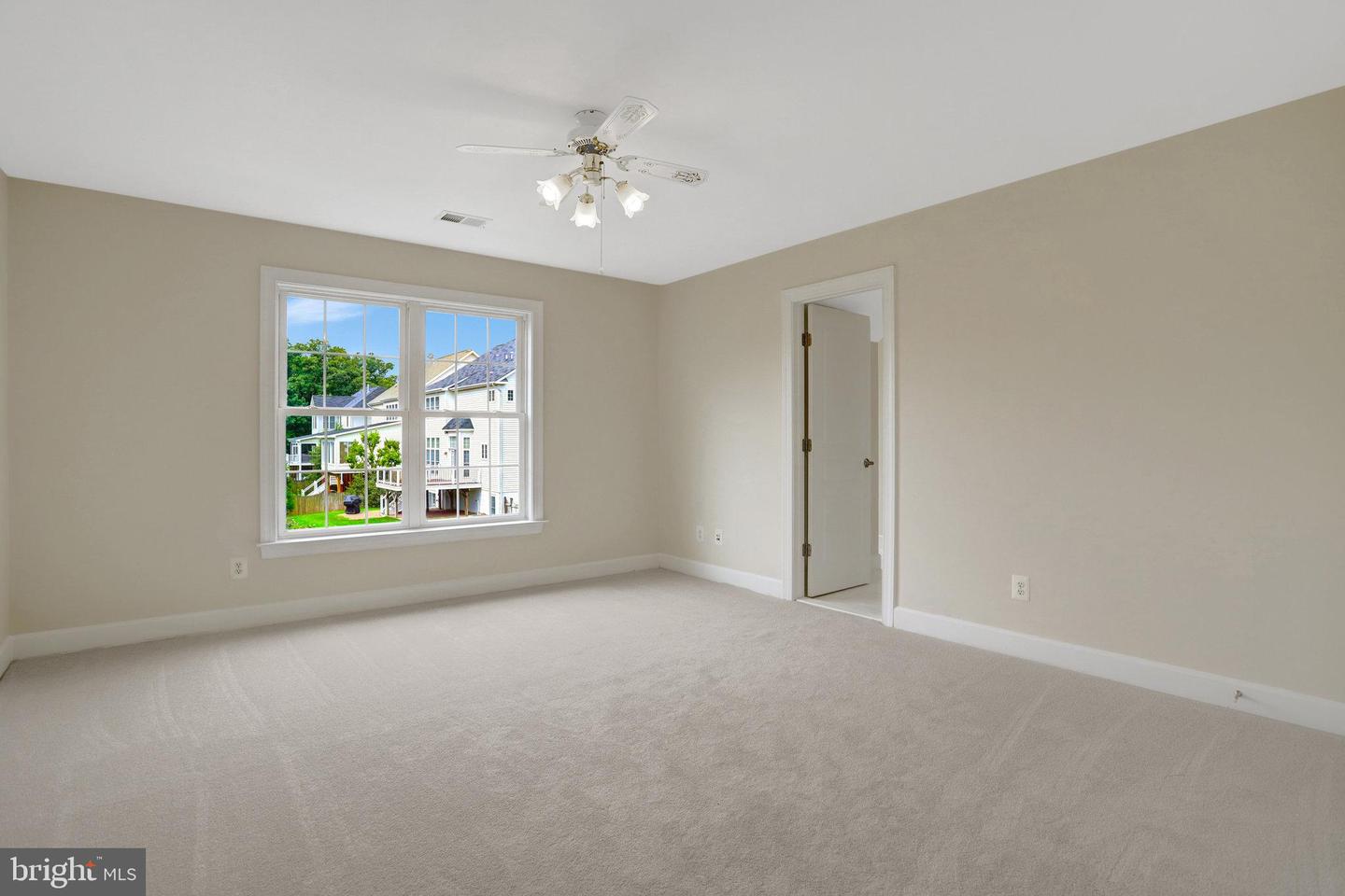 3803 BELL MANOR CT, FALLS CHURCH, Virginia 22041, 6 Bedrooms Bedrooms, 5 Rooms Rooms,4 BathroomsBathrooms,Residential,For sale,3803 BELL MANOR CT,VAFX2262404 MLS # VAFX2262404
