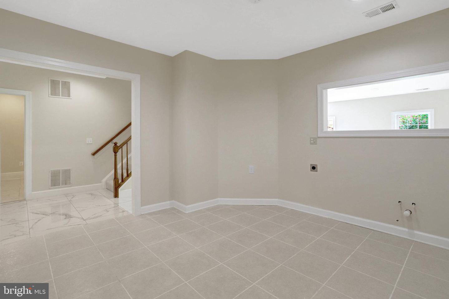 3803 BELL MANOR CT, FALLS CHURCH, Virginia 22041, 6 Bedrooms Bedrooms, 5 Rooms Rooms,4 BathroomsBathrooms,Residential,For sale,3803 BELL MANOR CT,VAFX2262404 MLS # VAFX2262404