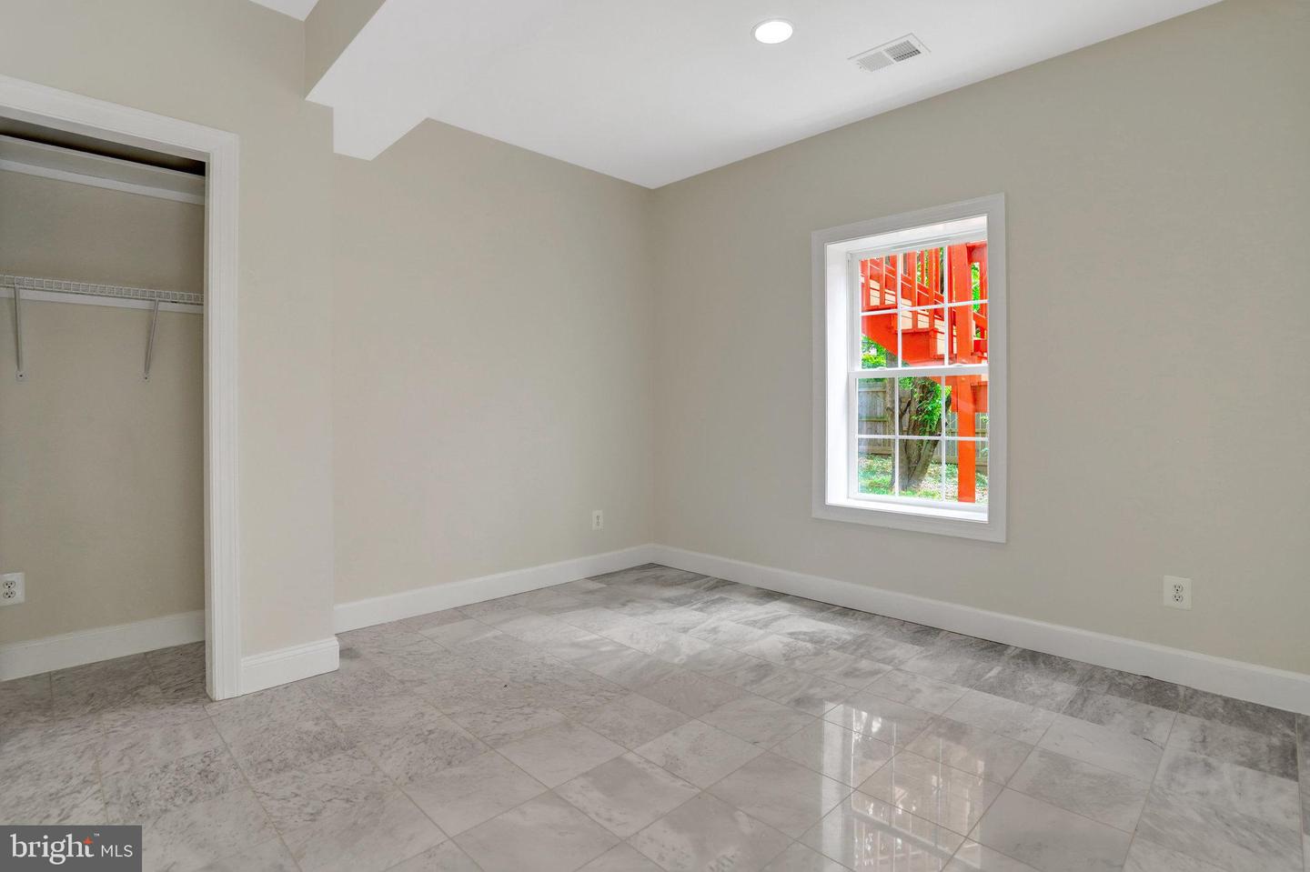 3803 BELL MANOR CT, FALLS CHURCH, Virginia 22041, 6 Bedrooms Bedrooms, 5 Rooms Rooms,4 BathroomsBathrooms,Residential,For sale,3803 BELL MANOR CT,VAFX2262404 MLS # VAFX2262404