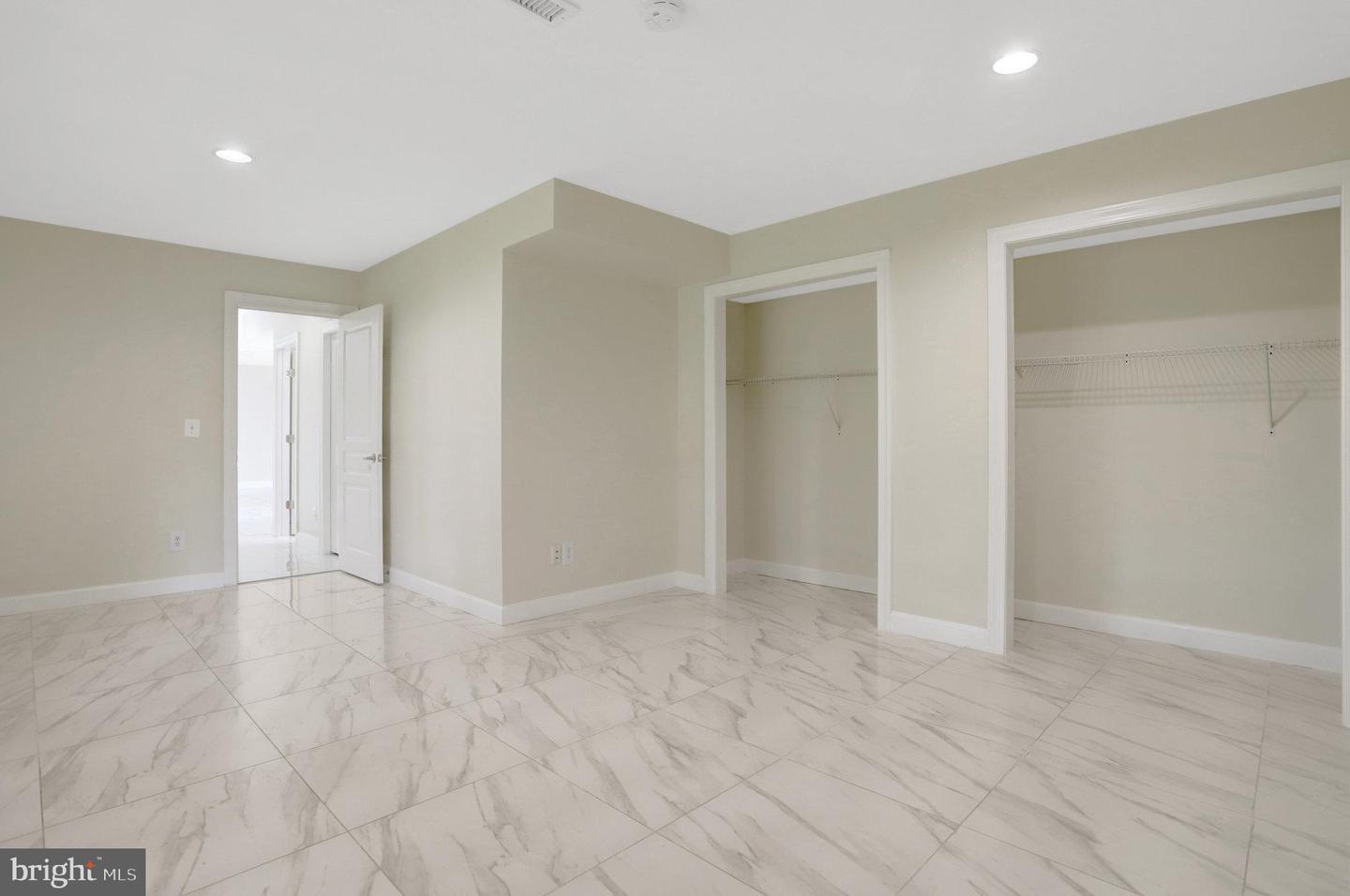 3803 BELL MANOR CT, FALLS CHURCH, Virginia 22041, 6 Bedrooms Bedrooms, 5 Rooms Rooms,4 BathroomsBathrooms,Residential,For sale,3803 BELL MANOR CT,VAFX2262404 MLS # VAFX2262404