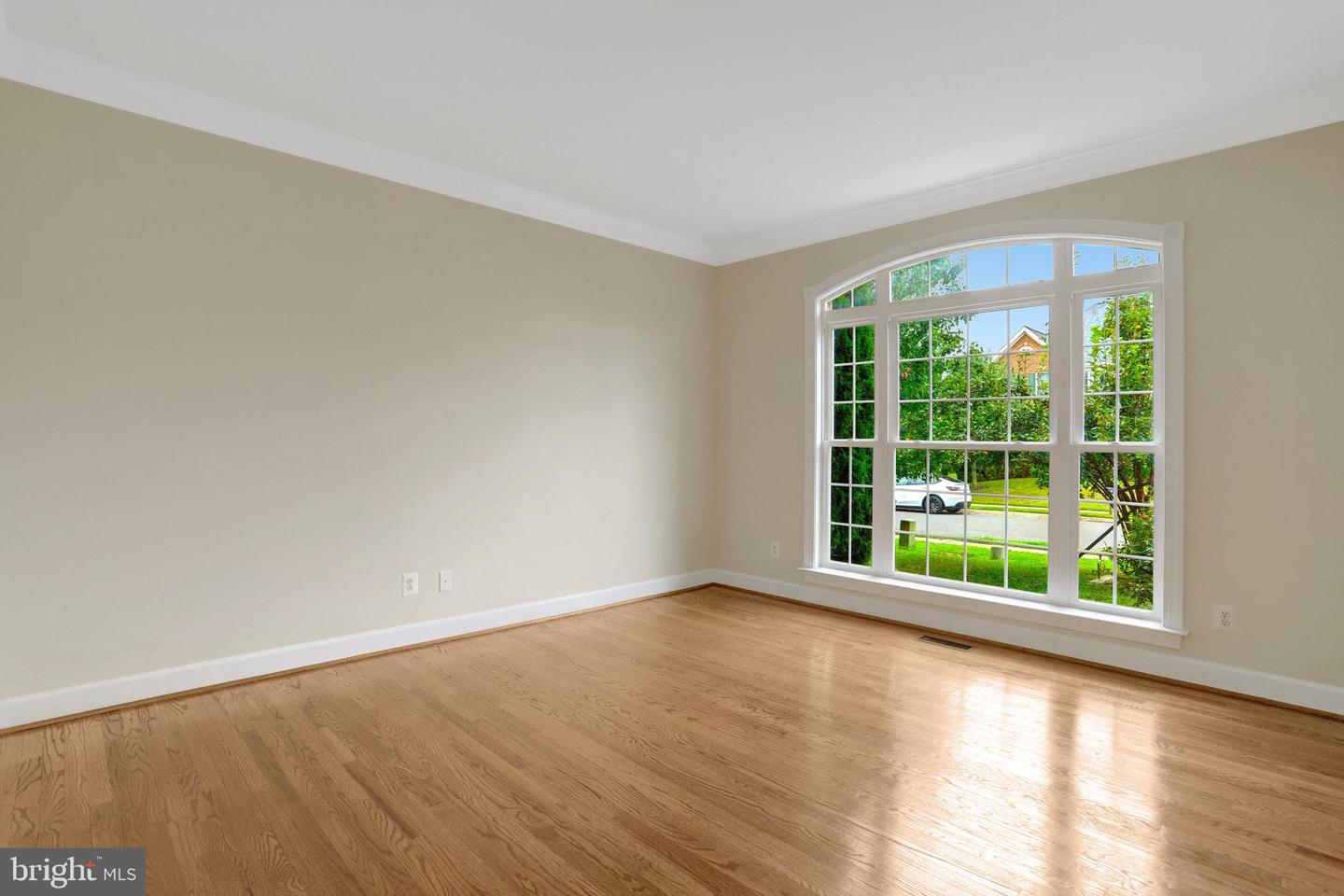 3803 BELL MANOR CT, FALLS CHURCH, Virginia 22041, 6 Bedrooms Bedrooms, 5 Rooms Rooms,4 BathroomsBathrooms,Residential,For sale,3803 BELL MANOR CT,VAFX2262404 MLS # VAFX2262404