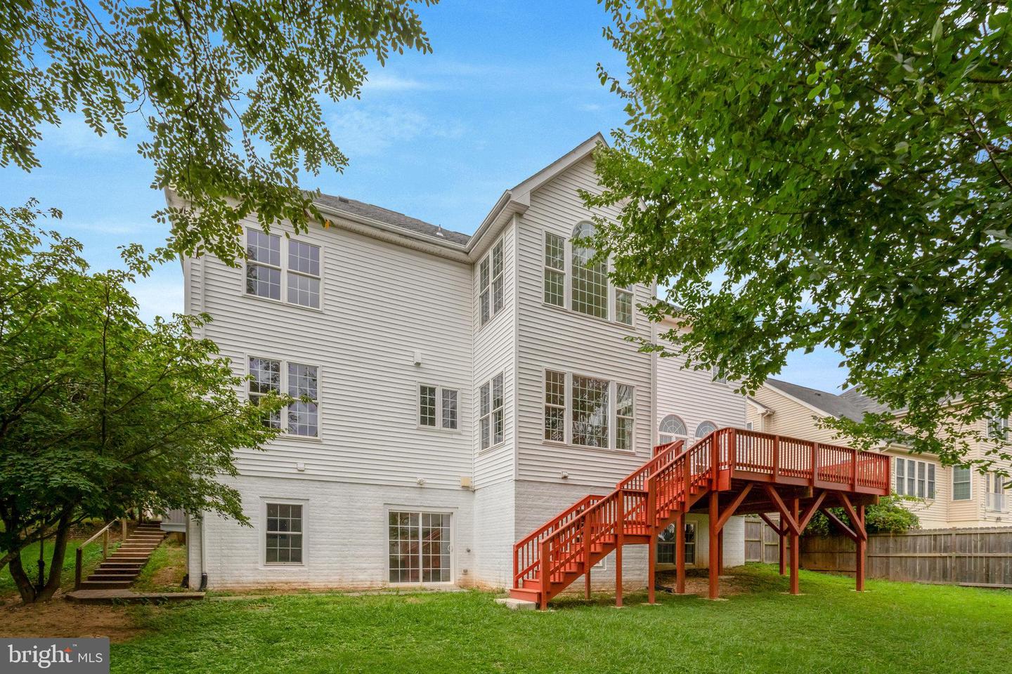 3803 BELL MANOR CT, FALLS CHURCH, Virginia 22041, 6 Bedrooms Bedrooms, 5 Rooms Rooms,4 BathroomsBathrooms,Residential,For sale,3803 BELL MANOR CT,VAFX2262404 MLS # VAFX2262404