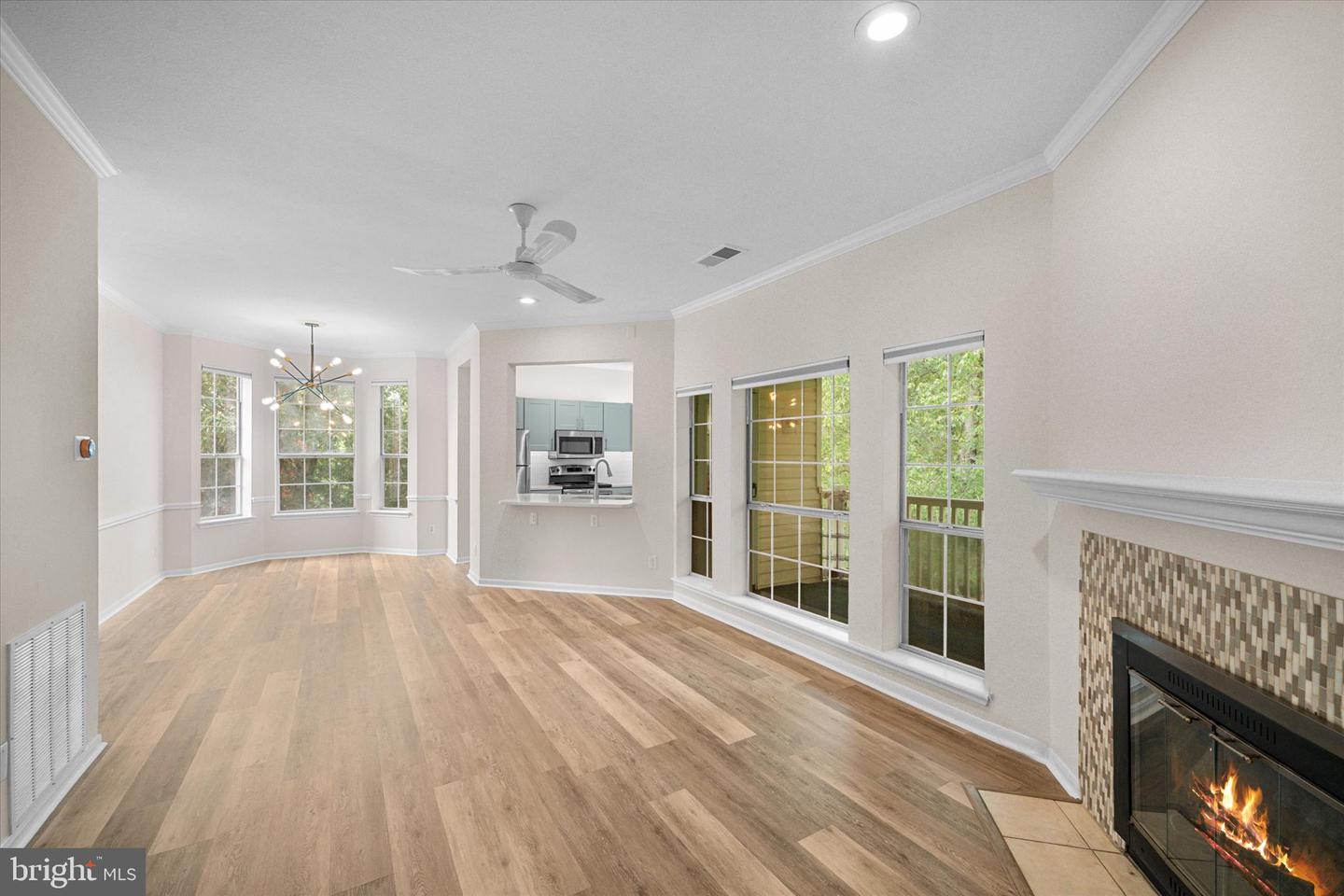 662 GATEWAY DR SE #203, LEESBURG, Virginia 20175, 2 Bedrooms Bedrooms, ,2 BathroomsBathrooms,Residential,For sale,662 GATEWAY DR SE #203,VALO2104968 MLS # VALO2104968