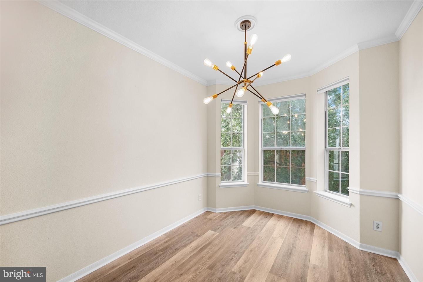662 GATEWAY DR SE #203, LEESBURG, Virginia 20175, 2 Bedrooms Bedrooms, ,2 BathroomsBathrooms,Residential,For sale,662 GATEWAY DR SE #203,VALO2104968 MLS # VALO2104968