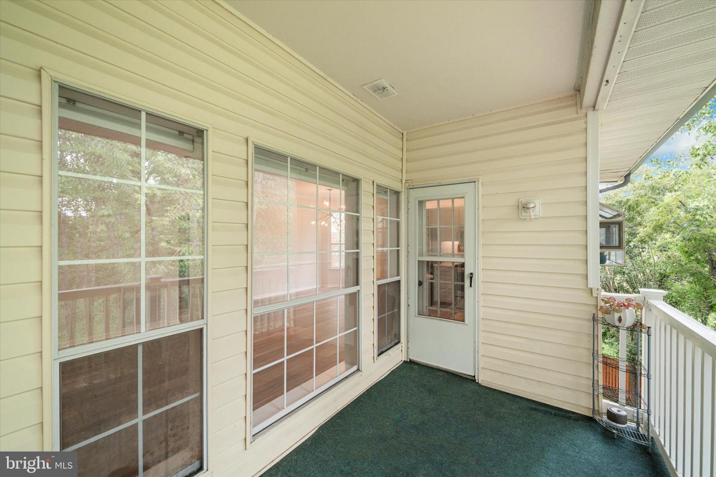 662 GATEWAY DR SE #203, LEESBURG, Virginia 20175, 2 Bedrooms Bedrooms, ,2 BathroomsBathrooms,Residential,For sale,662 GATEWAY DR SE #203,VALO2104968 MLS # VALO2104968