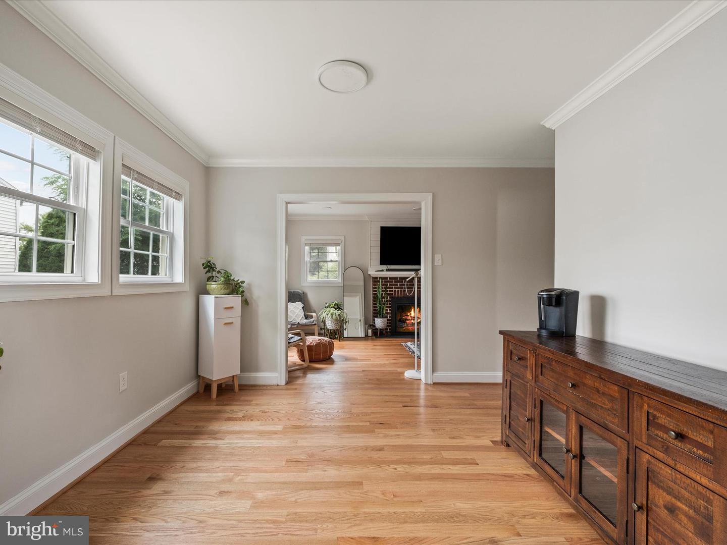 25 E HART ST, WINCHESTER, Virginia 22601, 5 Bedrooms Bedrooms, ,3 BathroomsBathrooms,Residential,For sale,25 E HART ST,VAWI2008926 MLS # VAWI2008926