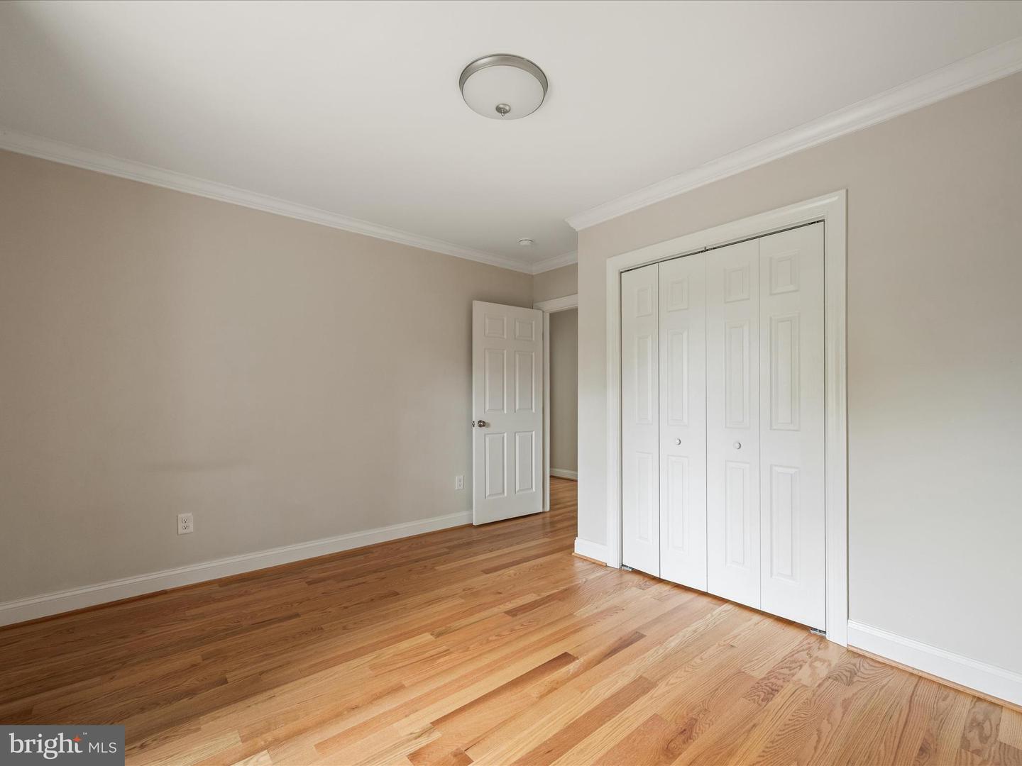 25 E HART ST, WINCHESTER, Virginia 22601, 5 Bedrooms Bedrooms, ,3 BathroomsBathrooms,Residential,For sale,25 E HART ST,VAWI2008926 MLS # VAWI2008926
