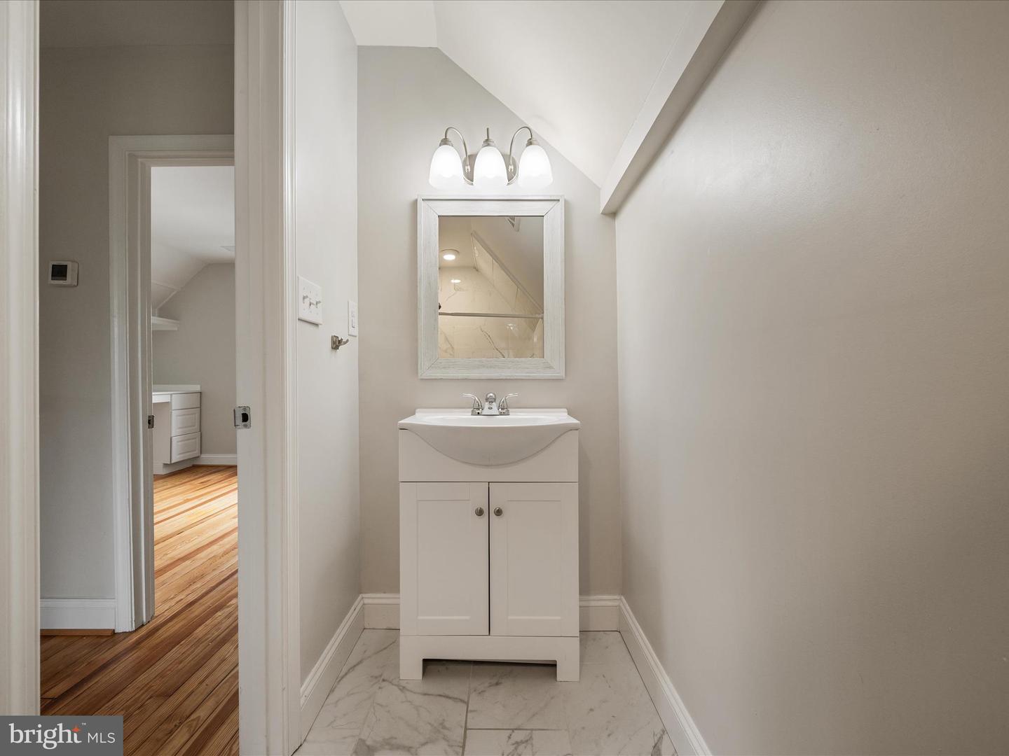 25 E HART ST, WINCHESTER, Virginia 22601, 5 Bedrooms Bedrooms, ,3 BathroomsBathrooms,Residential,For sale,25 E HART ST,VAWI2008926 MLS # VAWI2008926