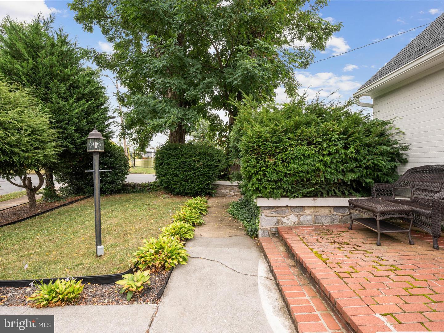 25 E HART ST, WINCHESTER, Virginia 22601, 5 Bedrooms Bedrooms, ,3 BathroomsBathrooms,Residential,For sale,25 E HART ST,VAWI2008926 MLS # VAWI2008926